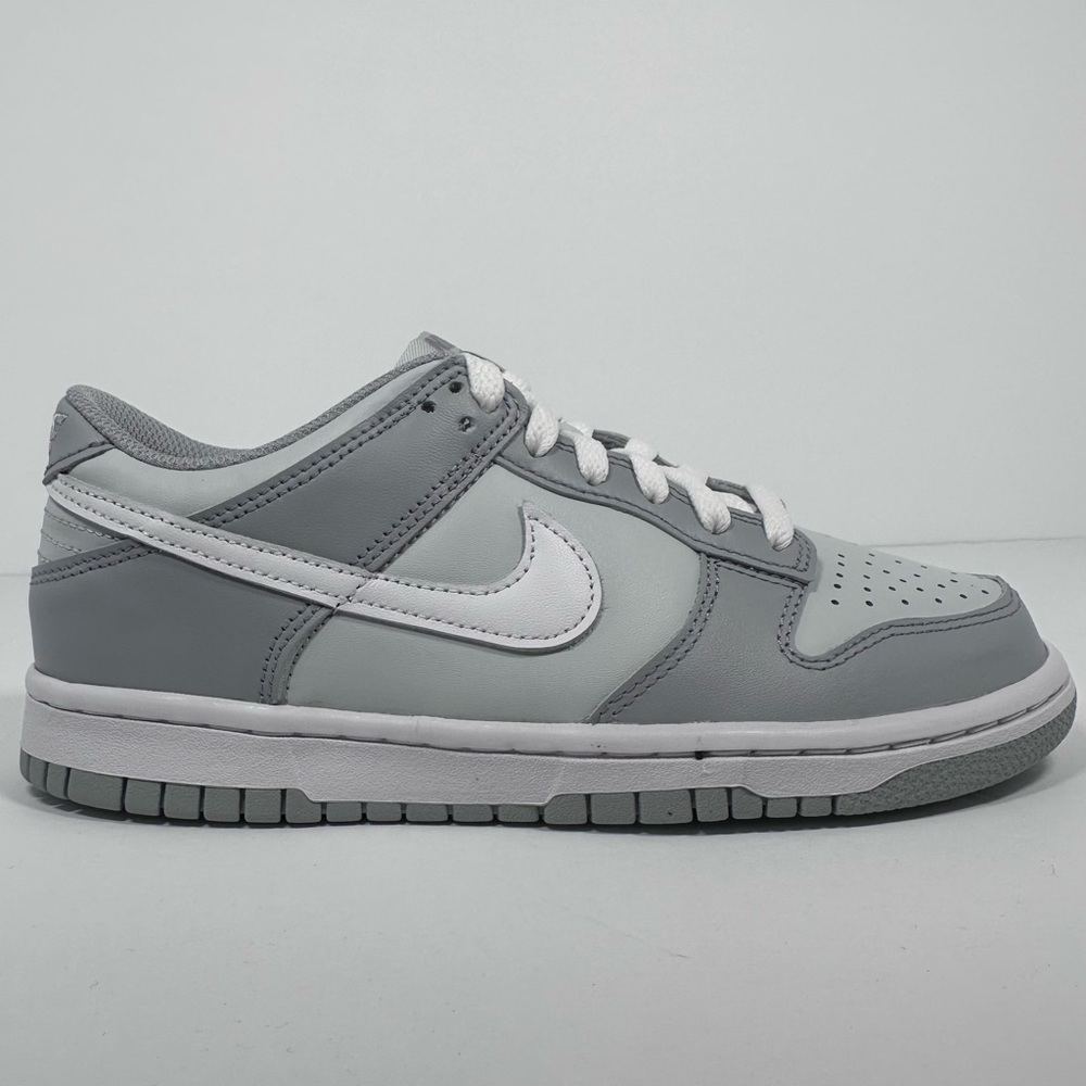 Nike Dunk Low Two Toned Grey Women’s Size 7 Brand New